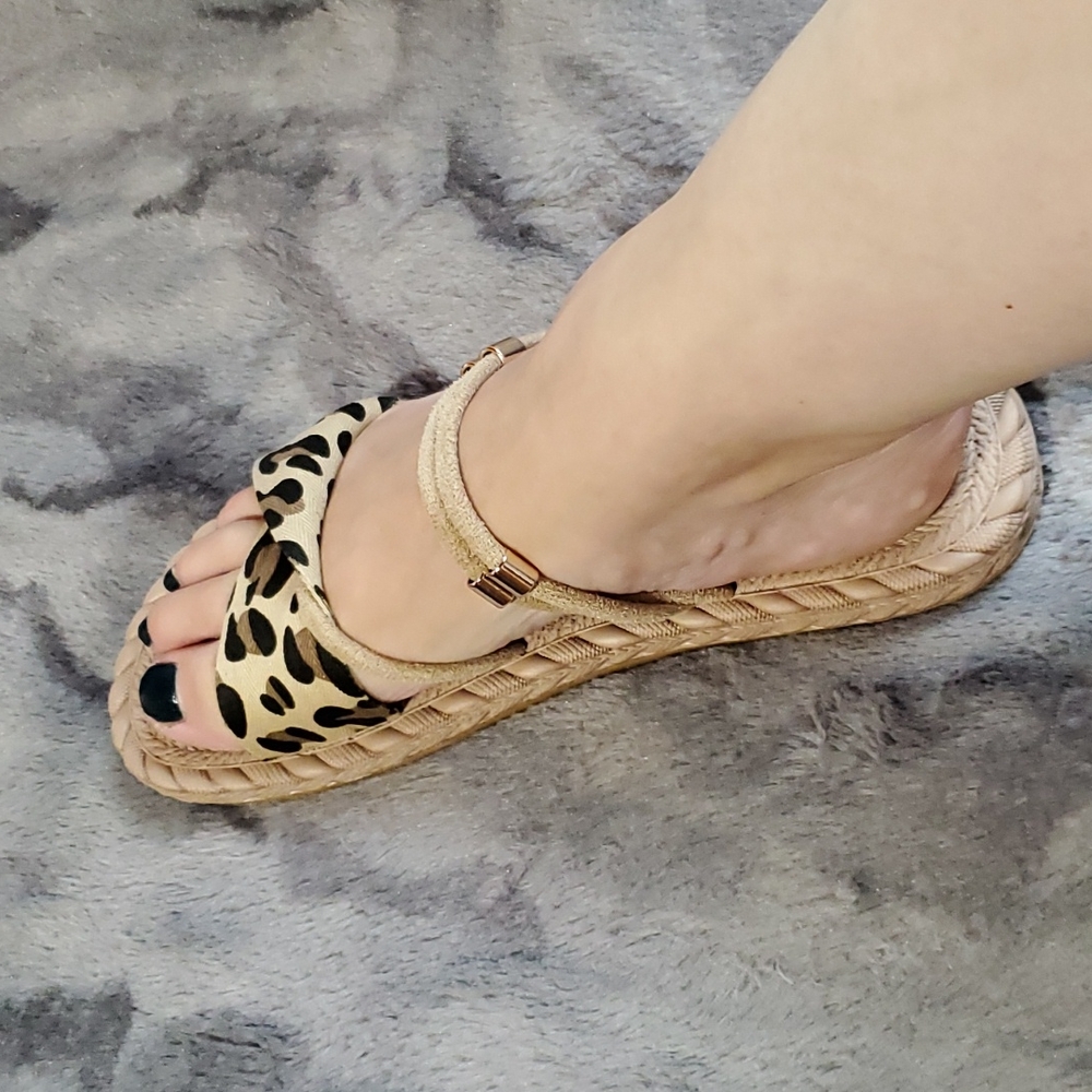 Leopard sandals size 7 - Picture 7 of 8